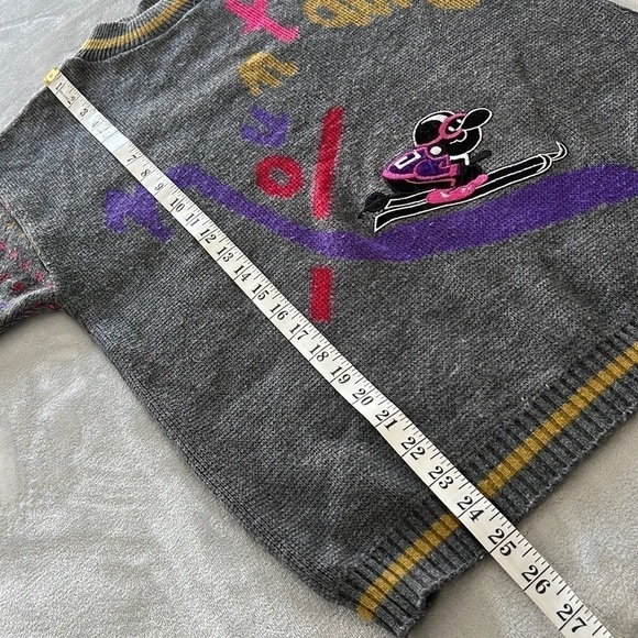 Vintage Mountain Downhill Ski Graphic Sweater Grey Pink Purple - Picture 12 of 15